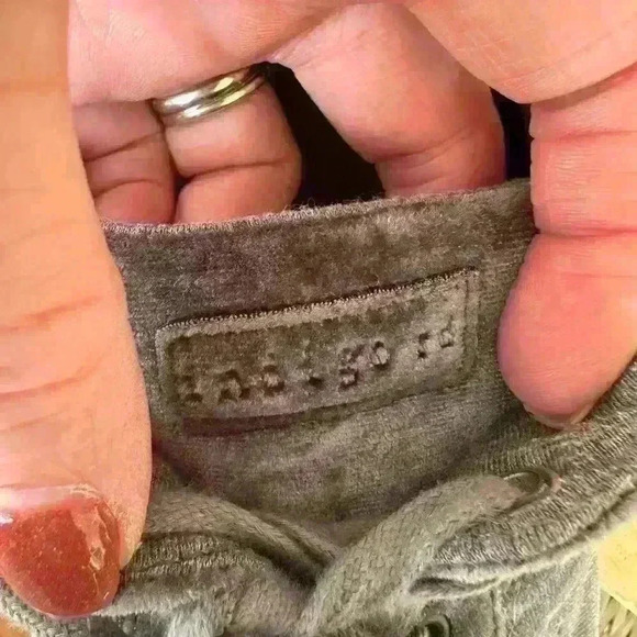 Indigo Rd. Velvet/suede sneakers. Size 9.5 charcoal gray - Picture 8 of 9